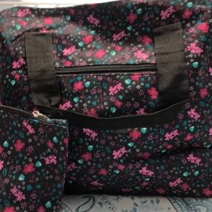 2 piece weekender set NWOT